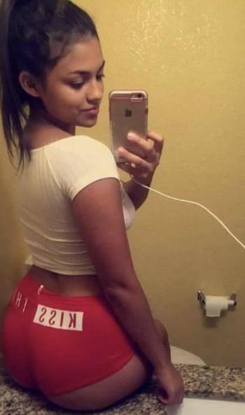 , 22  female escort, North Bay