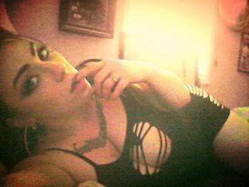 , 21  female escort, North Bay