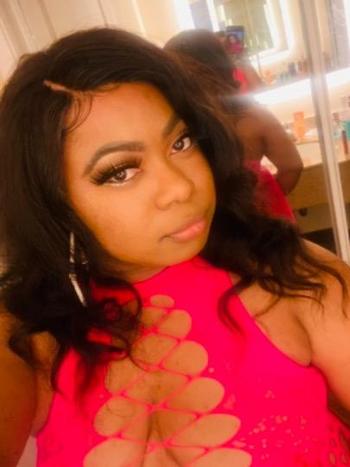 Brittney, 22  female escort, North Bay