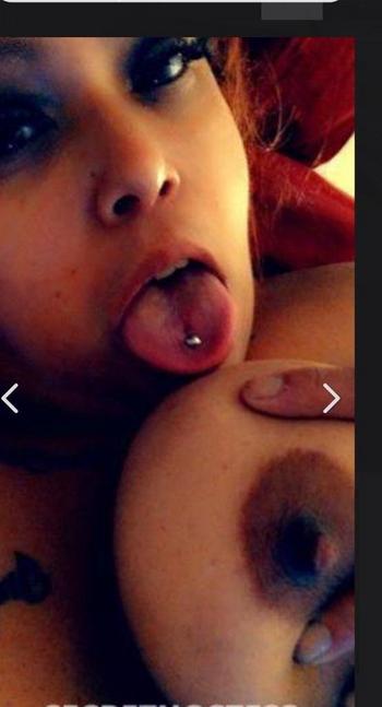 Reyna , 46  female escort, North Bay