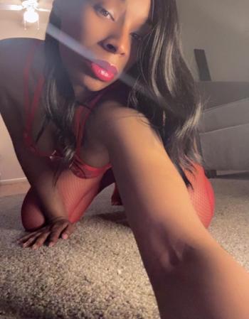 Melody , 21  female escort, North Bay