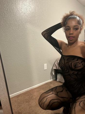 TOPTIER DES, 25  female escort, North Bay