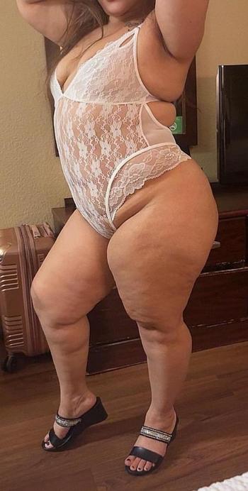 Eli, 29  female escort, North Bay