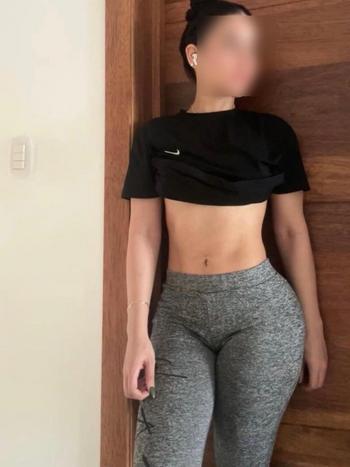Ana , 26  female escort, North Bay