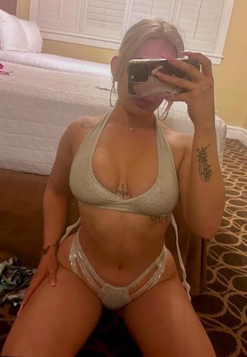 707-317-4795, 24  female escort, North Bay