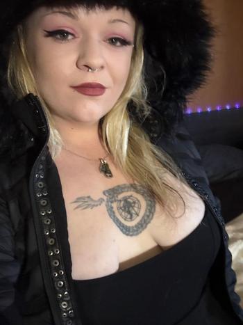 April, 29  female escort, North Bay