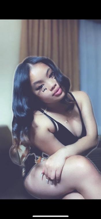 MiahXo , 25  female escort, North Bay