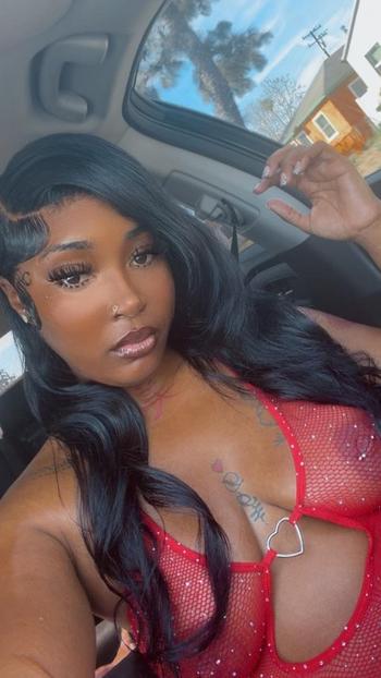 Lala, 25  female escort, North Bay