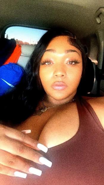 asia , 22  female escort, North Bay